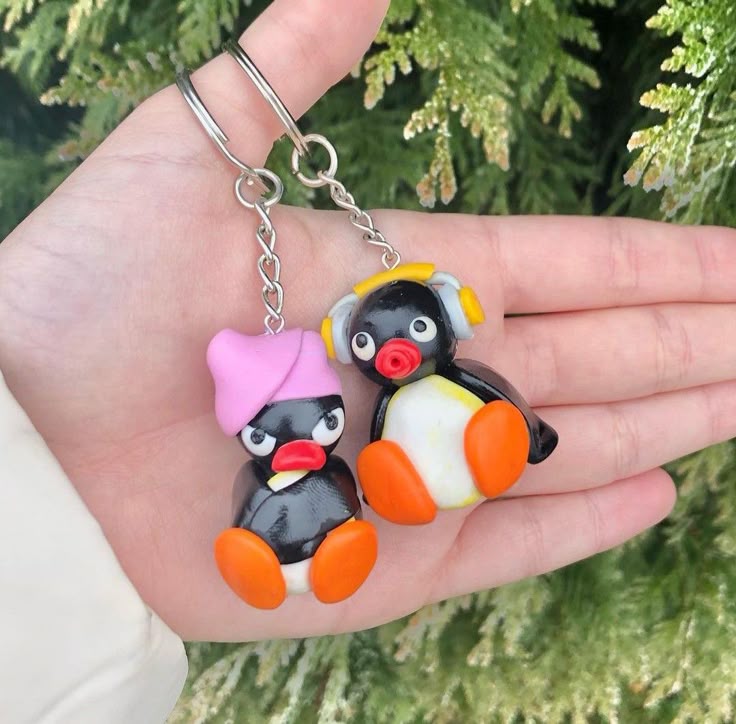 pareja_pinguinos_arcilla